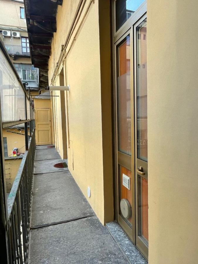 Centralissimo Appartamento Su Due Livelli 1 Turin Exterior photo